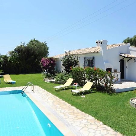V&V Villas Almiros Beach Bagian luar foto