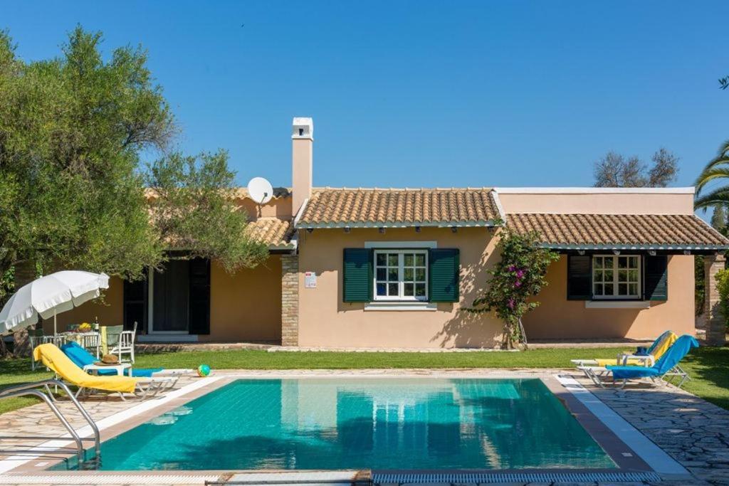 V&V Villas Almiros Beach Bagian luar foto
