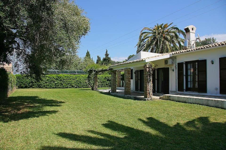 V&V Villas Almiros Beach Bagian luar foto
