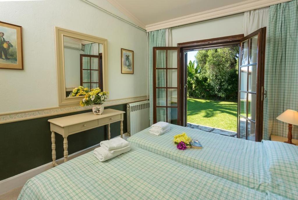 V&V Villas Almiros Beach Bagian luar foto