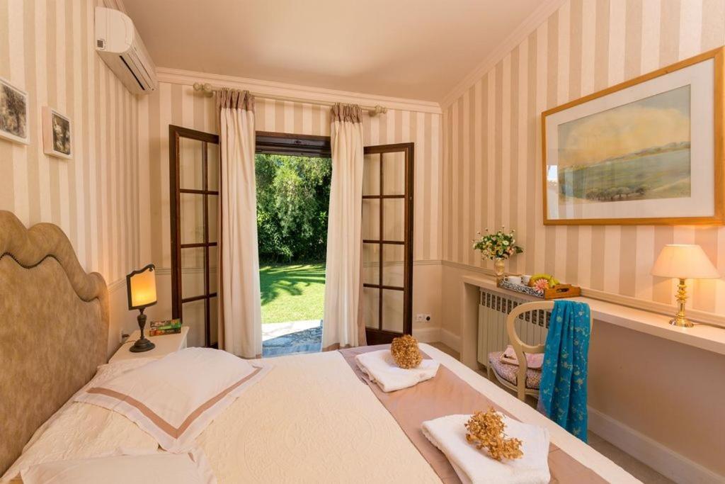 V&V Villas Almiros Beach Bagian luar foto