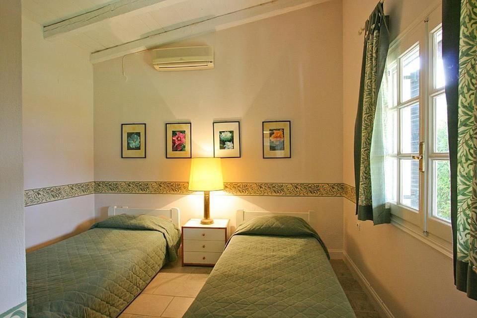 V&V Villas Almiros Beach Bagian luar foto