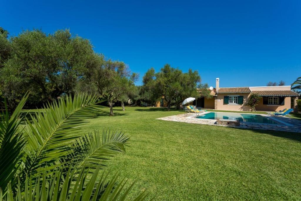 V&V Villas Almiros Beach Bagian luar foto