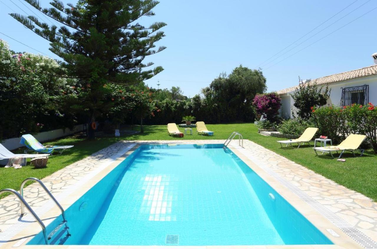 V&V Villas Almiros Beach Bagian luar foto
